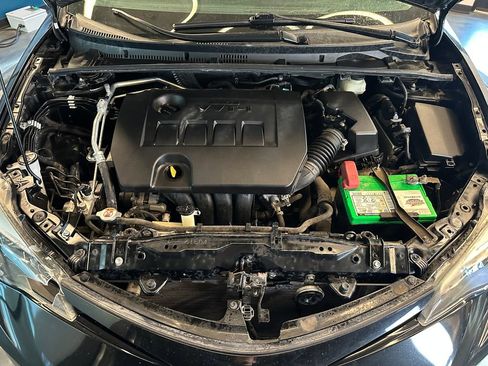 Used 2017 Toyota Corolla SE w/ Carpet Mat Package (TMS) FWD image 23