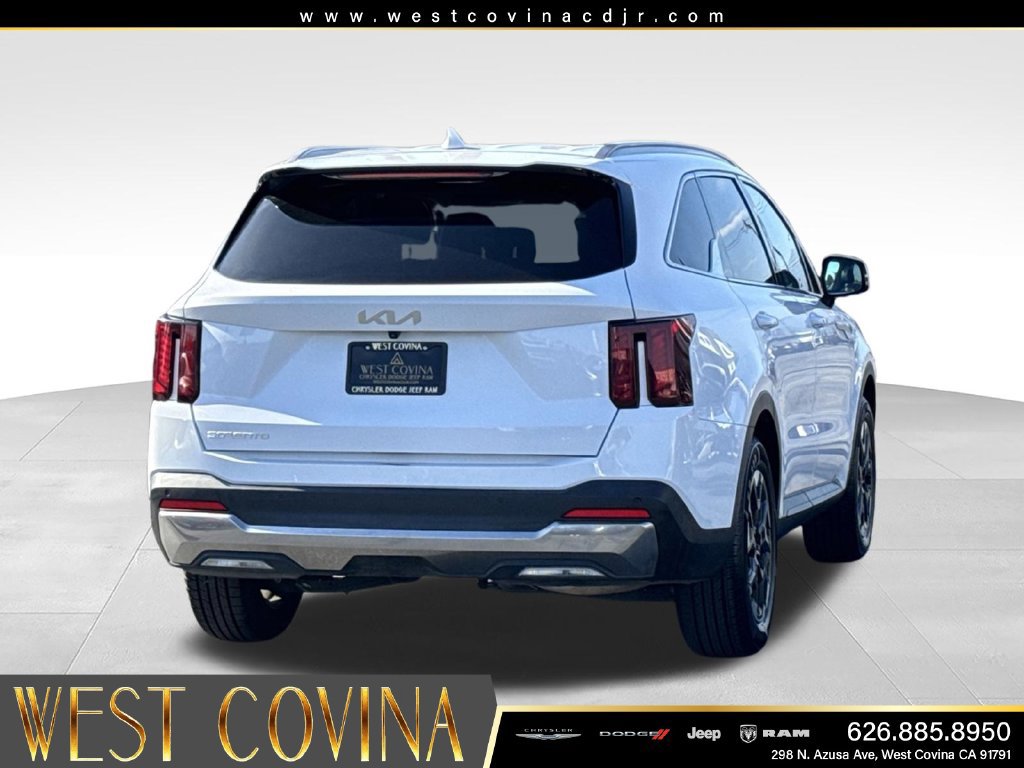 Used 2024 Kia Sorento S FWD image 10