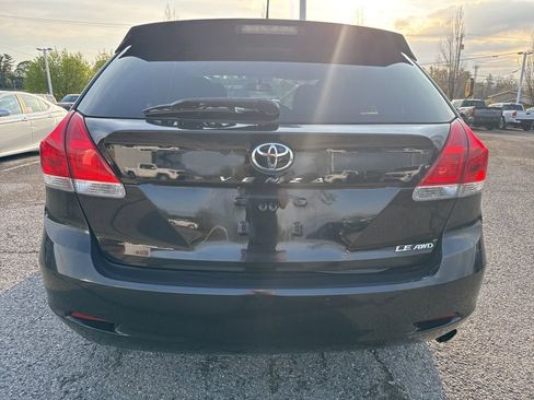 Used 2012 Toyota Venza LE w/ LE Convenience Pkg AWD/4WD image 3