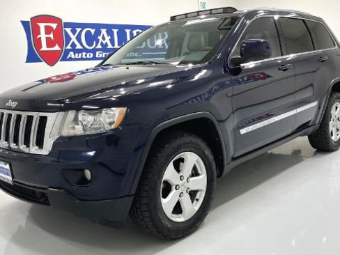 Used 2012 Jeep Grand Cherokee Laredo AWD/4WD image 15