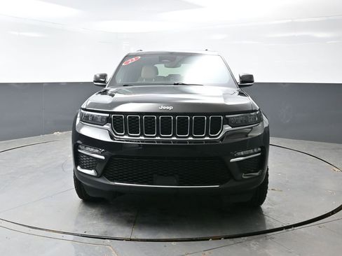 Used 2023 Jeep Grand Cherokee Limited AWD/4WD image 7