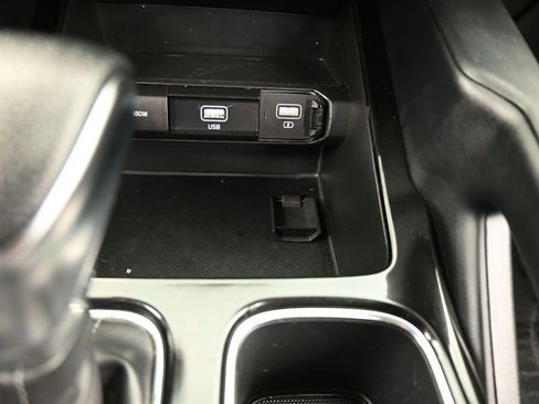 Used 2021 Kia Telluride LX image 24