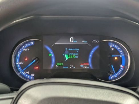 Used 2023 Toyota RAV4 LE AWD/4WD image 16