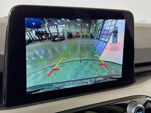 Used 2022 Ford Escape SEL image 16