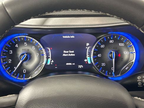 Used 2025 Chrysler Pacifica Limited FWD image 21