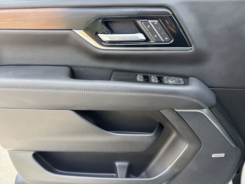 New 2026 GMC Yukon Denali w/ Sun & Power Step Package AWD/4WD image 14
