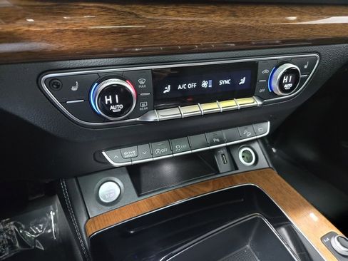 Used 2023 Audi Q5 2.0T Premium Plus image 32