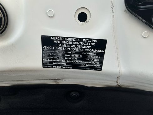 Used 2018 Mercedes-Benz C 300 Sedan image 22