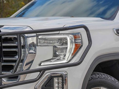 Used 2021 GMC Sierra 1500 SLT w/ X31 Off-Road Package image 3