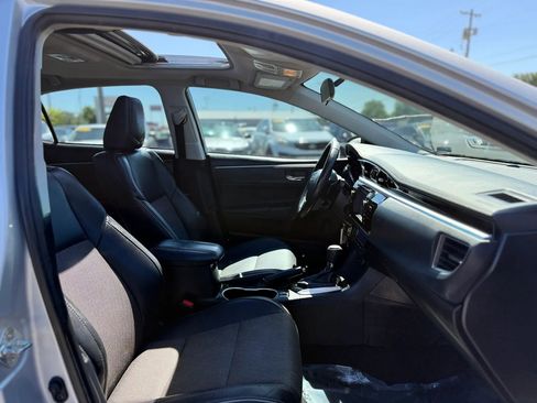 Used 2015 Toyota Corolla S FWD image 38