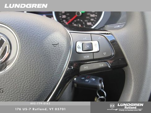 Used 2020 Volkswagen Tiguan S image 18