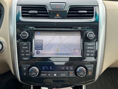 Used 2014 Nissan Altima 2.5 SL w/ Technology Package FWD image 12