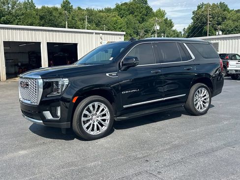 Used 2024 GMC Yukon Denali w/ Max Trailering Package AWD/4WD image 2