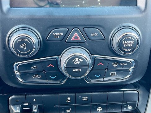 Used 2018 RAM 1500 Sport image 15