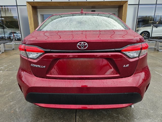 Used 2022 Toyota Corolla LE FWD image 6