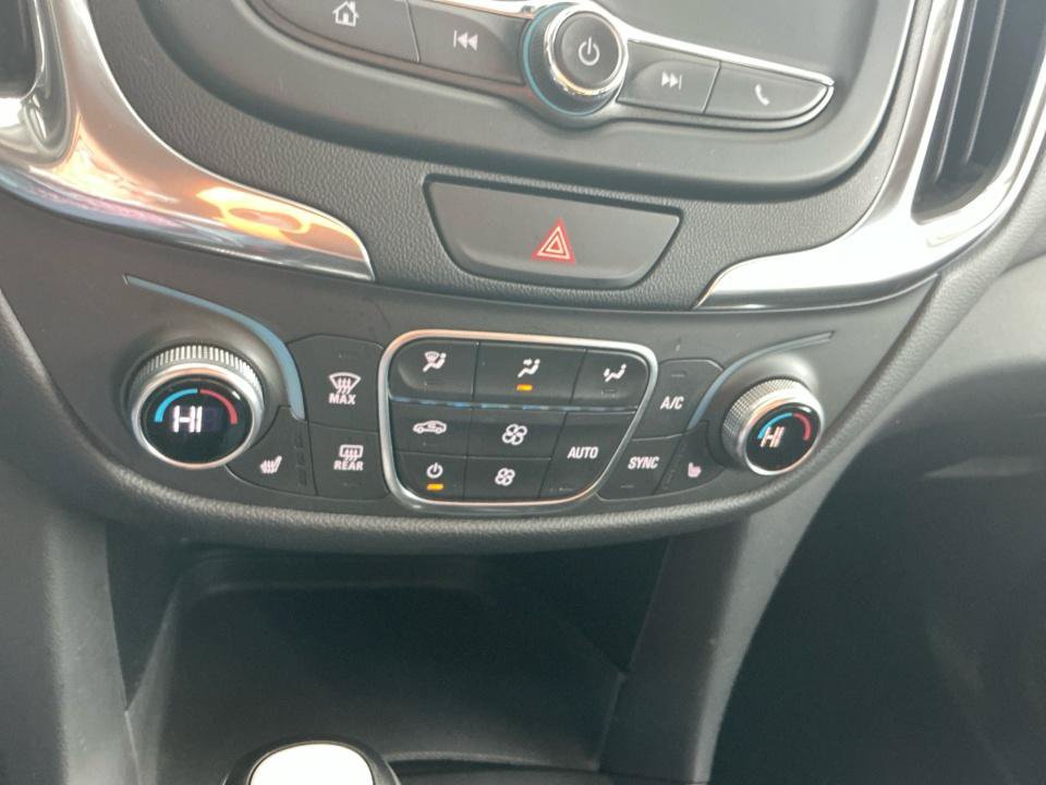 Used 2018 Chevrolet Equinox LT FWD image 22