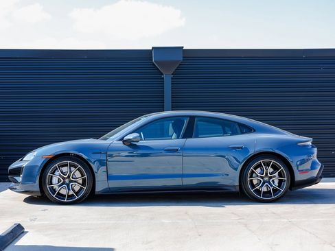 New 2026 Porsche Taycan Turbo image 2