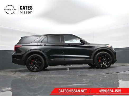 Used 2022 Ford Explorer ST w/ Equipment Group 401A image 35