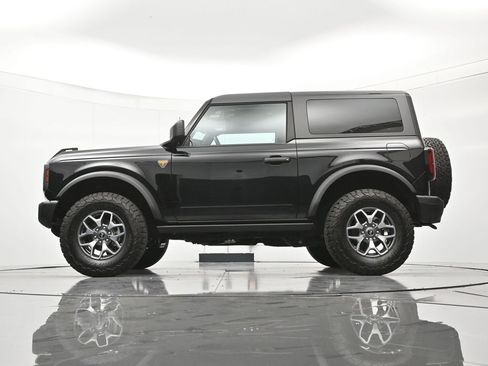 Certified 2025 Ford Bronco Badlands AWD/4WD image 40