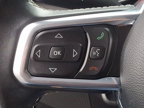 Used 2022 Jeep Wrangler Unlimited Sahara AWD/4WD image 21