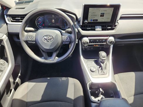 Certified 2025 Toyota RAV4 LE AWD/4WD image 11
