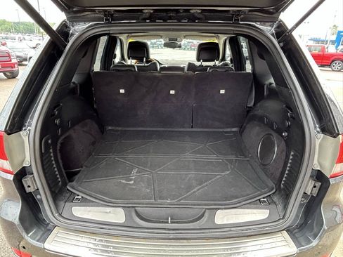 Used 2011 Jeep Grand Cherokee Overland AWD/4WD image 17