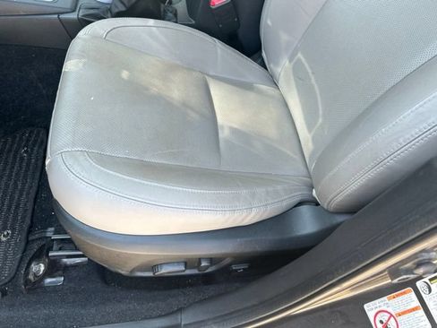 Used 2017 Subaru Forester 2.5i Limited AWD/4WD image 9