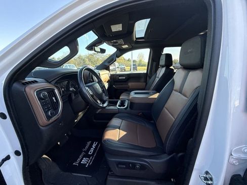 Certified 2021 Chevrolet Silverado 1500 High Country w/ Technology Package image 26