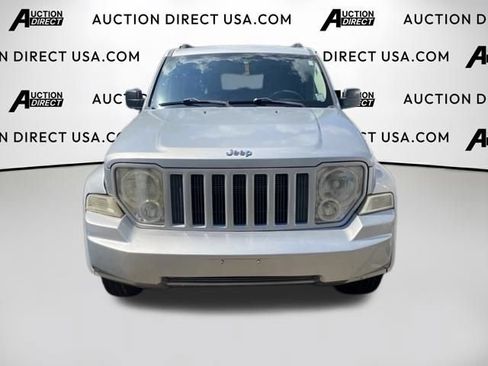 Used 2010 Jeep Liberty Sport w/ Popular Equipment Group AWD/4WD image 2