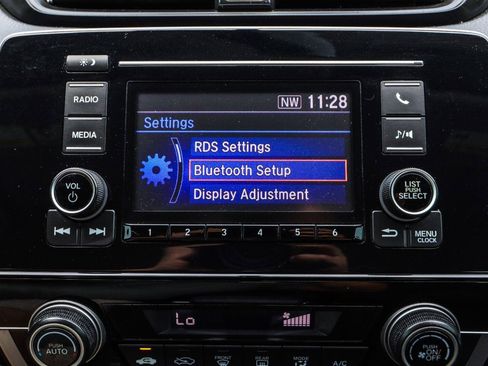 Used 2019 Honda CR-V LX image 8
