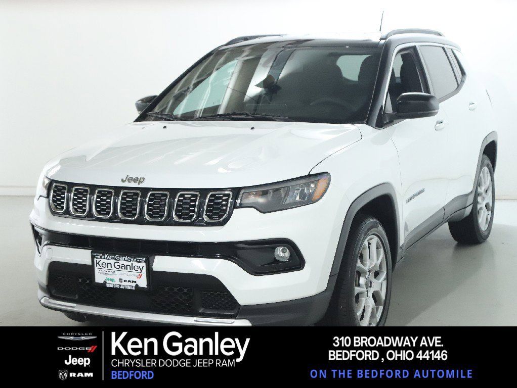 Used 2025 Jeep Compass Limited AWD/4WD image 1