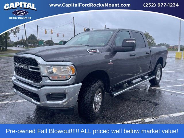 Used 2024 RAM 2500 Tradesman w/ Chrome Appearance Group AWD/4WD image 1
