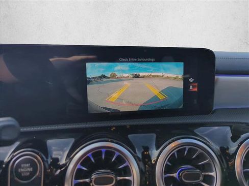 Used 2022 Mercedes-Benz CLA 250 4MATIC image 13