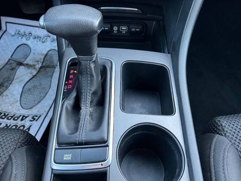 Used 2020 Kia Optima LX image 18