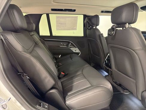 New 2026 Land Rover Range Rover Long Wheelbase SE AWD/4WD image 28
