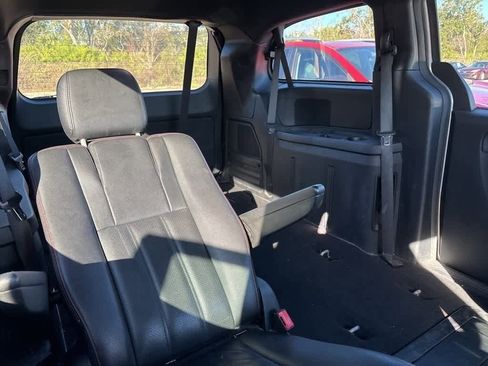 Used 2016 Dodge Grand Caravan R/T image 9