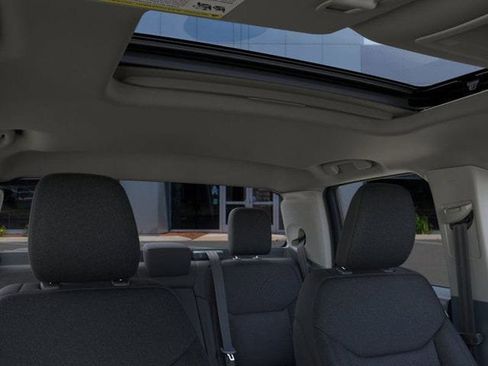 New 2025 Ford Maverick XLT w/ XLT Luxury Package image 12