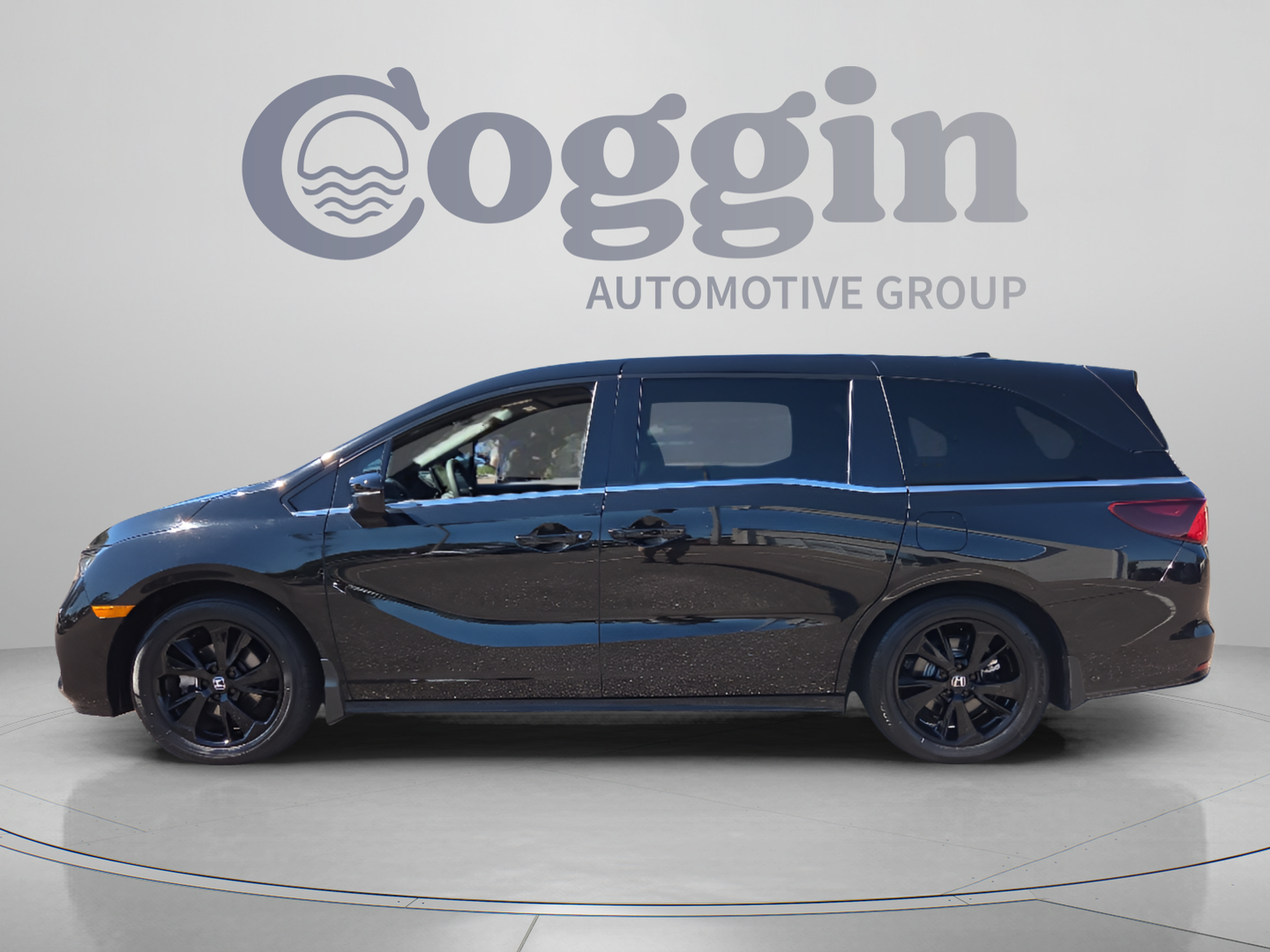 Used 2023 Honda Odyssey Sport image 7