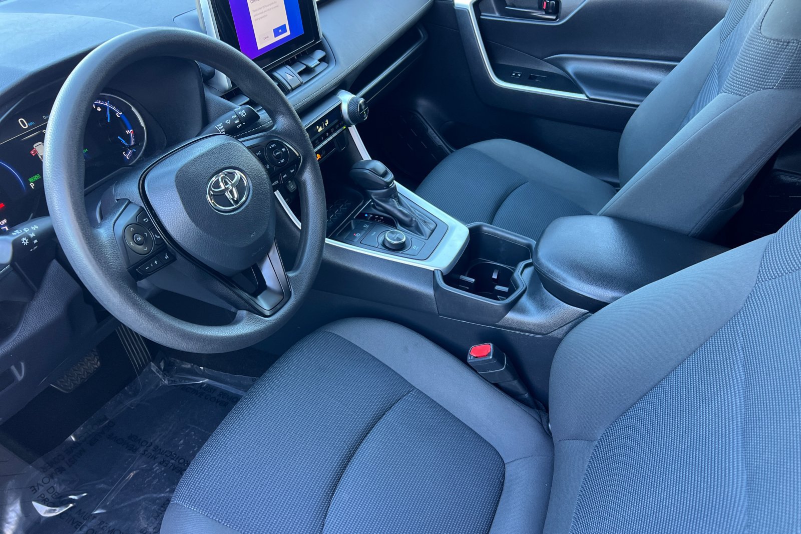 Certified 2024 Toyota RAV4 LE AWD/4WD image 10