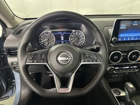 Certified 2025 Nissan Sentra SR image 14