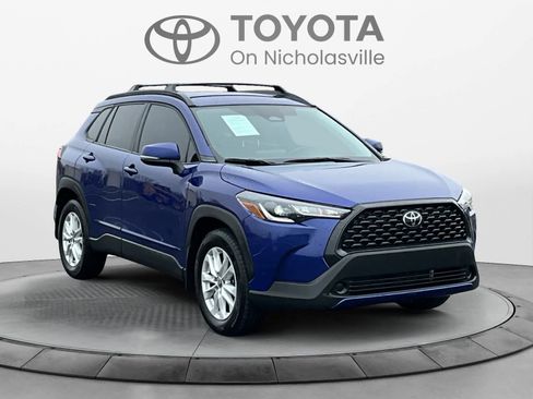 Used 2024 Toyota Corolla Cross LE image 8