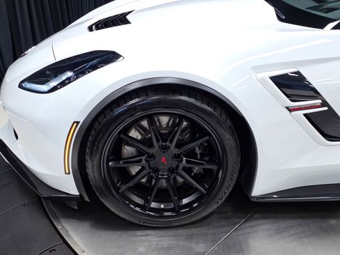 Used 2019 Chevrolet Corvette Grand Sport RWD image 4