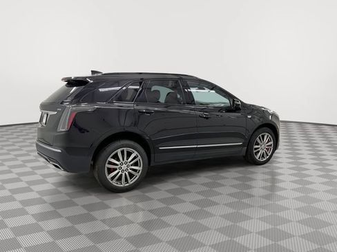 Certified 2022 Cadillac XT5 Sportv w/ LPO, Floor Liner Package AWD/4WD image 11
