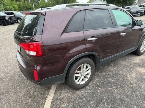Used 2014 Kia Sorento LX FWD image 3