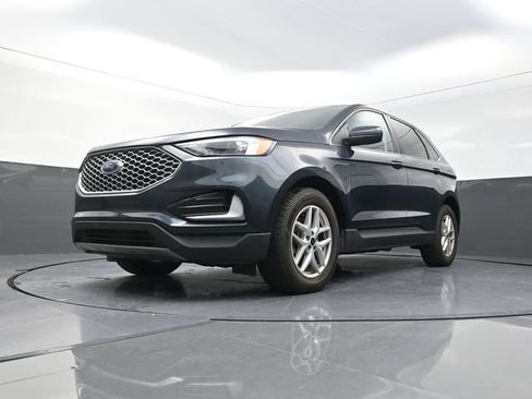 Used 2024 Ford Edge SEL AWD/4WD image 32