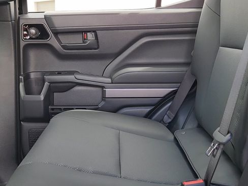 New 2026 Toyota 4Runner TRD Off-Road Premium AWD/4WD image 15
