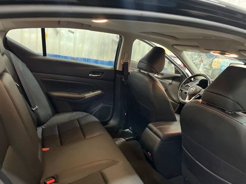 Used 2022 Nissan Altima 2.0 SR FWD image 23