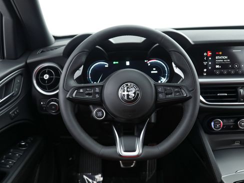 New 2025 Alfa Romeo Stelvio Sprint w/ Veloce Package image 15