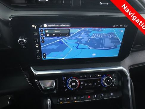 Used 2024 GMC Sierra 1500 Denali AWD/4WD image 5