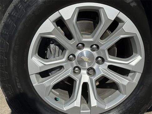 Certified 2022 Chevrolet Silverado 1500 LTZ w/ LTZ Premium Package image 10